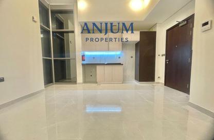 Apartment - Studio - 1 for rent in Al Jadaf Building - Al Jaddaf - Dubai Apartment - Studio - 1 for rent in Al Jadaf Building - Al Jaddaf - Dubai