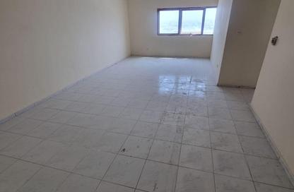 Apartment - 2 Bedrooms - 2 Bathrooms for rent in Al Majaz Tower - Al Majaz - Sharjah