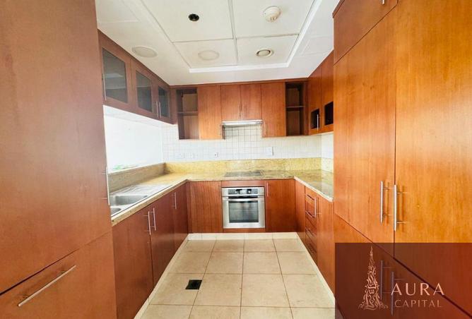 70282047 - Property Image 3