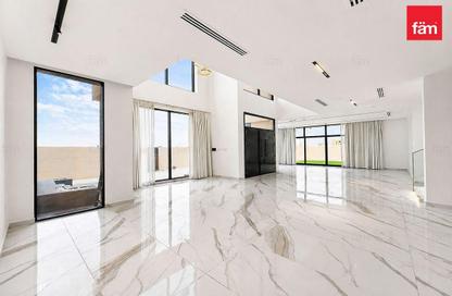 Villa - 5 Bedrooms - 7+ Bathrooms for rent in Al Aweer 1 - Al Aweer - Dubai Villa - 5 Bedrooms - 7+ Bathrooms for rent in Al Aweer 1 - Al Aweer - Dubai