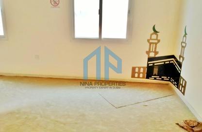 سكن الموظفين - استوديو للايجار في مجمع دبي للاستثمار 2 - مجمع دبي للاستثمار - دبي