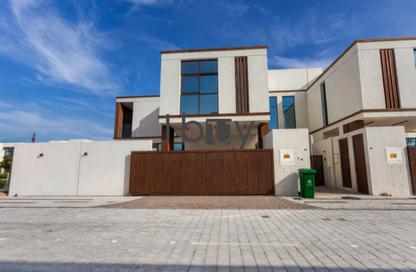 Townhouse - 3 Bedrooms - 6 Bathrooms for sale in Nad Al Dhabi - Al Jubail Island - Abu Dhabi