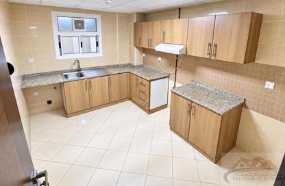 Apartment - 2 - 2 for rent in Amber Tower - Muwaileh - Sharjah Apartment - 2 - 2 for rent in Amber Tower - Muwaileh - Sharjah