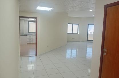 Apartment - 2 Bedrooms - 2 Bathrooms for rent in Karama Gold Building - Al Karama - Dubai