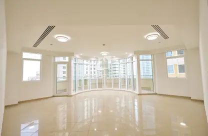 Apartment - 3 Bedrooms - 3 Bathrooms for sale in Marina Crown - Dubai Marina - Dubai