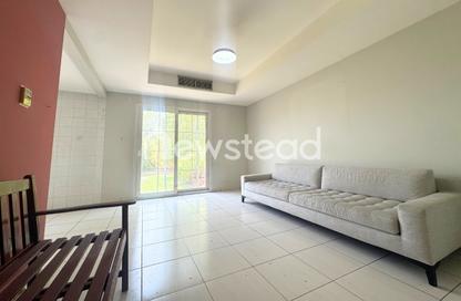 Villa - 2 Bedrooms - 3 Bathrooms for rent in Springs 7 - The Springs - Dubai