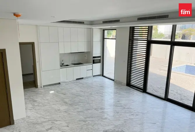 155583034 - Property Image 3