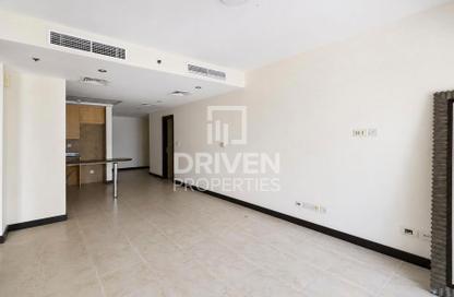 Apartment - 2 Bedrooms - 3 Bathrooms for rent in Goldcrest Views 1 - JLT Cluster V - Jumeirah Lake Towers - Dubai