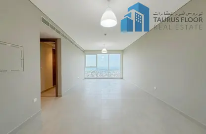 شقة - 2 غرف نوم - 3 حمامات للايجار في برج تيارا الشرقي - الخليج التجاري - دبي