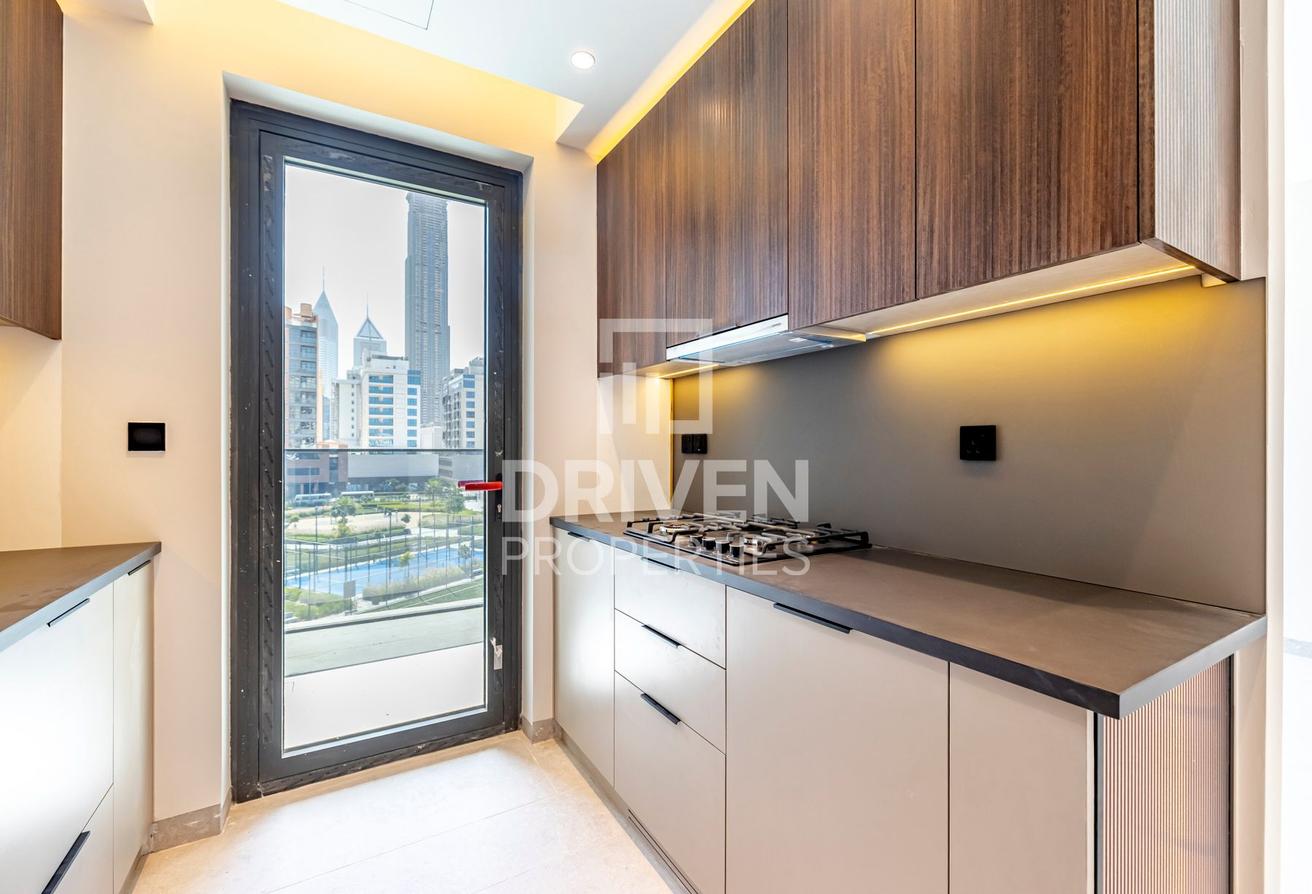 Big Terrace Family Bldg | Available | Low Floor photo 8