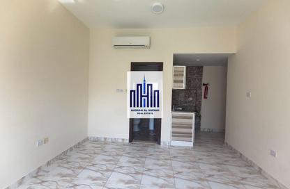 Apartment - Studio - 1 Bathroom for rent in Muweileh Community - Muwaileh Commercial - Sharjah Apartment - Studio - 1 Bathroom for rent in Muweileh Community - Muwaileh Commercial - Sharjah