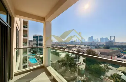 شقة - 3 غرف نوم - 4 حمامات للايجار في ميدان النصر - عود ميثاء - بر دبي - دبي