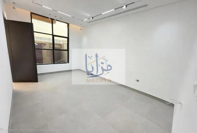 54013426 - Property Image 3