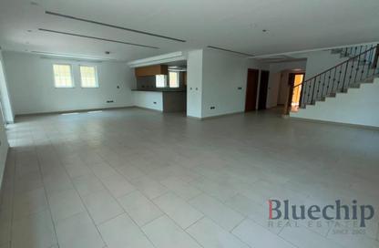 Villa - 4 Bedrooms - 5 Bathrooms for rent in District 4 - Jumeirah Park - Dubai