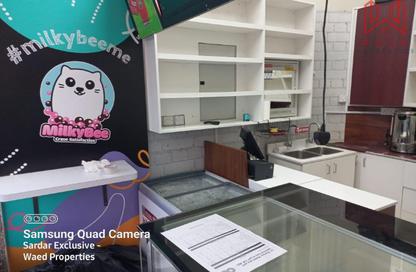 Shop - Studio for rent in Satwa Road - Al Satwa - Dubai