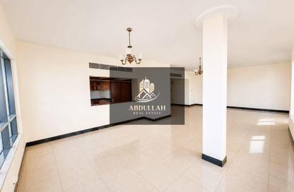 Duplex - 3 Bedrooms - 4 Bathrooms for rent in Al Majaz - Sharjah Duplex - 3 Bedrooms - 4 Bathrooms for rent in Al Majaz - Sharjah