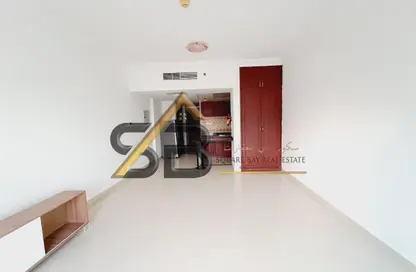 Apartment - Studio - 1 Bathroom for rent in Al Nayli Building - Dubai Silicon Oasis - Dubai
