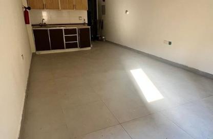 Apartment - Studio - 1 Bathroom for rent in Al Rawda 1 - Al Rawda - Ajman Apartment - Studio - 1 Bathroom for rent in Al Rawda 1 - Al Rawda - Ajman