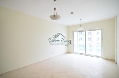 Apartment - Studio - 1 for rent in Lago Vista A - Lago Vista - Dubai Production City (IMPZ) - Dubai
