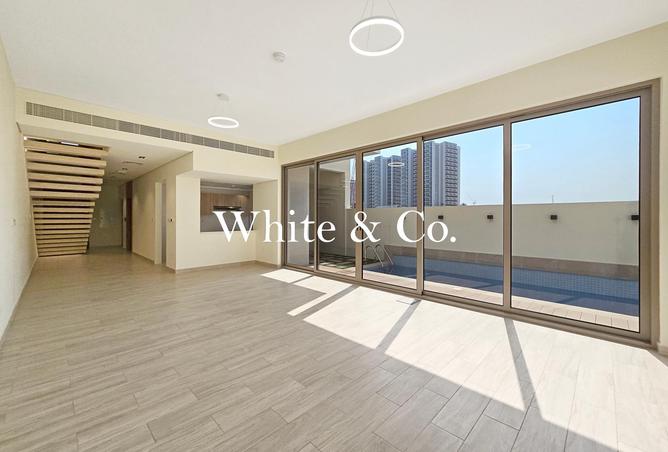 98242255 - Property Image 2