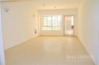Apartment - 1 Bedroom - 1 Bathroom for rent in Al Kawakeb Building C - Al Kawakeb Buildings - Sheikh Zayed Road - Dubai