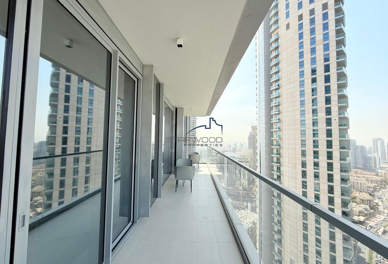 High Floor | Burj View | 3 bed + Maid | Vacant photo 9