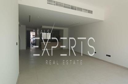 Townhouse - 3 Bedrooms - 4 Bathrooms for rent in Aldhay at Bloom Gardens - Bloom Gardens - Al Salam Street - Abu Dhabi Townhouse - 3 Bedrooms - 4 Bathrooms for rent in Aldhay at Bloom Gardens - Bloom Gardens - Al Salam Street - Abu Dhabi