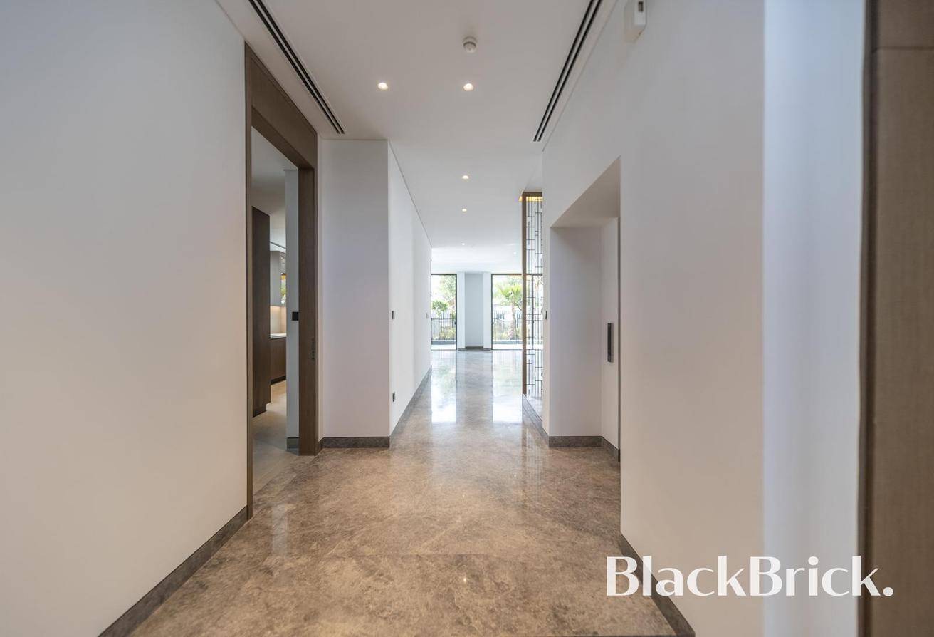 Brand New Alaya | Private Pool | Available Now photo 7
