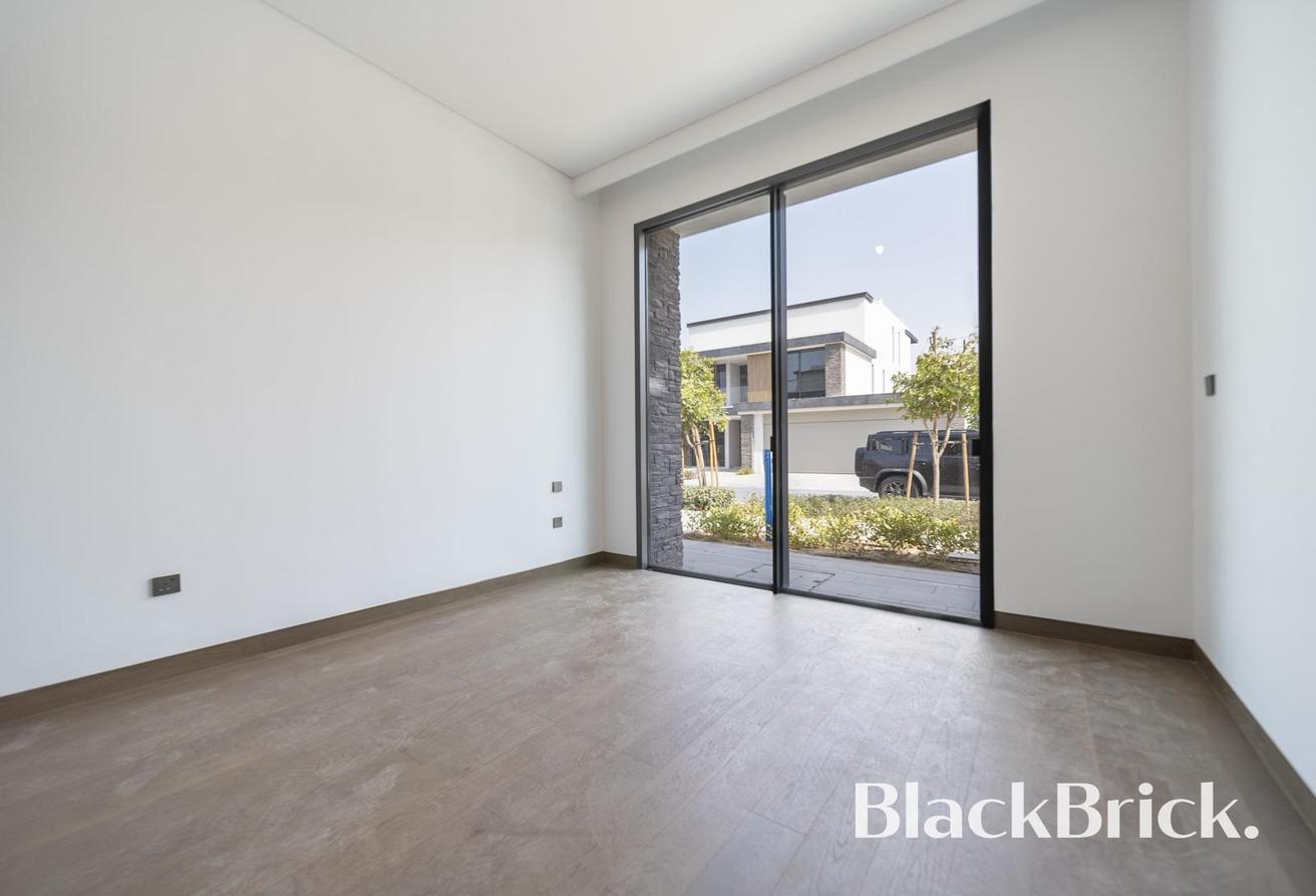 Brand New Alaya | Private Pool | Available Now photo 8