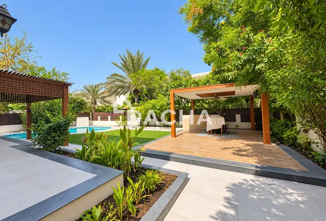 156925573 - Property Image 2