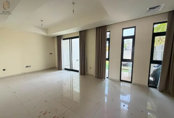 118571250 - Property Image 2