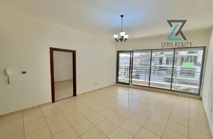 شقة - غرفة نوم - 2 حمامات للايجار في دزارت سان - مجمع دبي ريزيدنس - دبي لاند - دبي