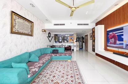 Apartment - 1 - 2 for sale in Topaz Residence 3 - Topaz Residence - Dubai Silicon Oasis - Dubai