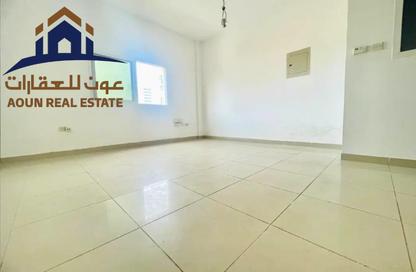 Apartment - Studio - 1 Bathroom for rent in Qasimia 10 building - Al Mahatta - Al Qasimia - Sharjah
