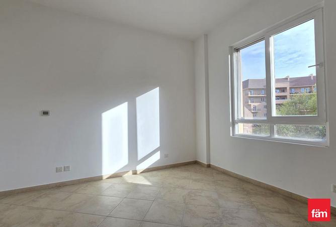 76980247 - Property Image 3