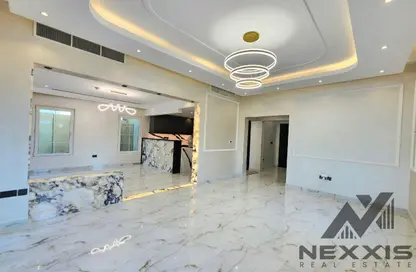 Villa - 2 Bedrooms - 4 Bathrooms for rent in Block E - District 16 - Jumeirah Village Circle - Dubai