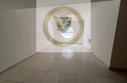 Apartment - 2 Bedrooms - 2 Bathrooms for rent in Bu Tina - Al Sharq - Sharjah