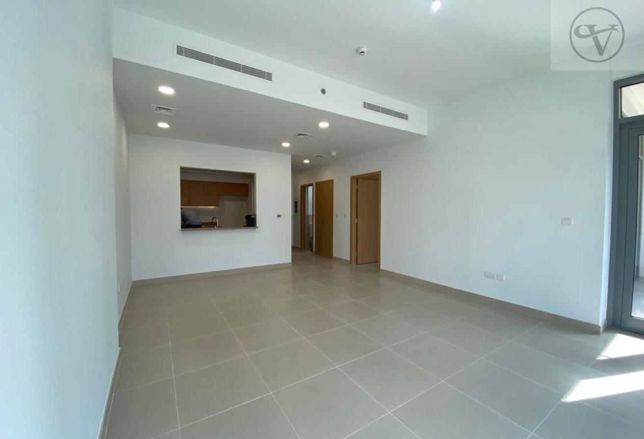 Vacant 1 BR | Spacious Layout | Modern Layout photo 3