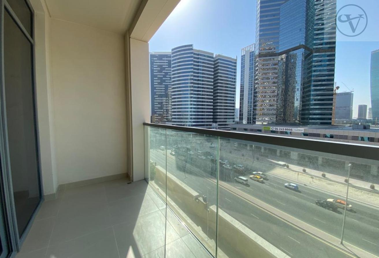 Vacant 1 BR | Spacious Layout | Modern Layout photo 11