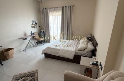 Apartment - Studio - 1 Bathroom for rent in Wavez Residence - Liwan - Dubai