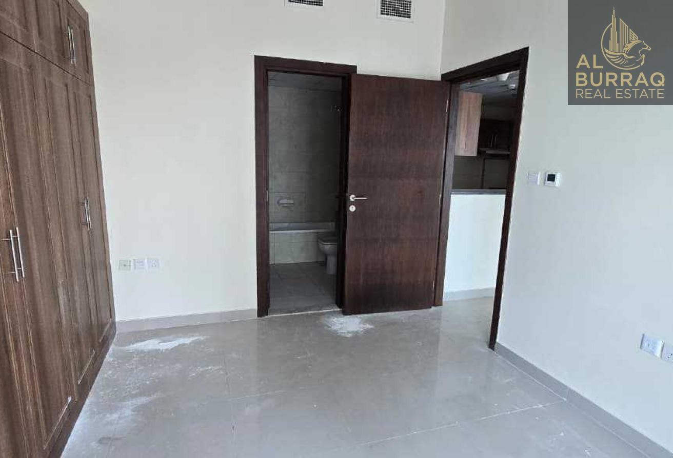 Beautiful 1BHK | Community View | Ready To Move photo 5