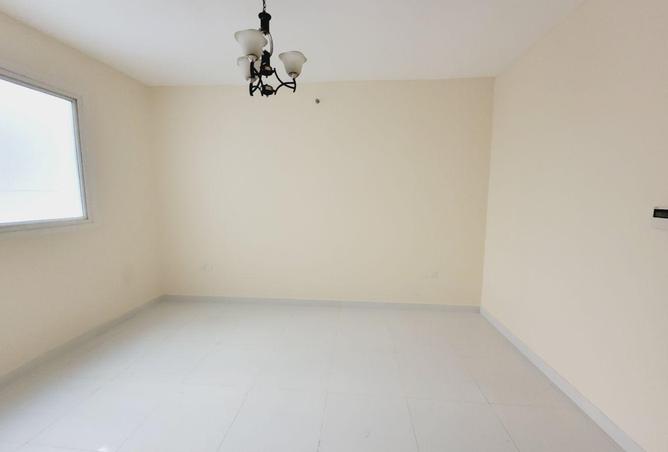 54404373 - صورة العقار 2