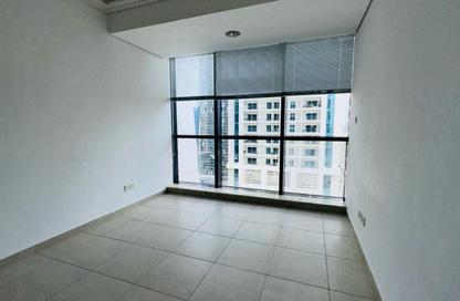 Apartment - 2 Bedrooms - 2 Bathrooms for rent in Goldcrest Views 2 - JLT Cluster J - Jumeirah Lake Towers - Dubai