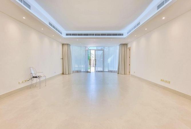 54388721 - Property Image 3