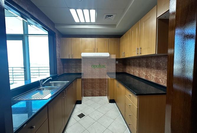 83640112 - Property Image 3