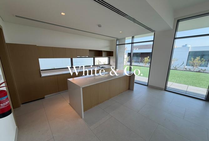 145060317 - Property Image 3