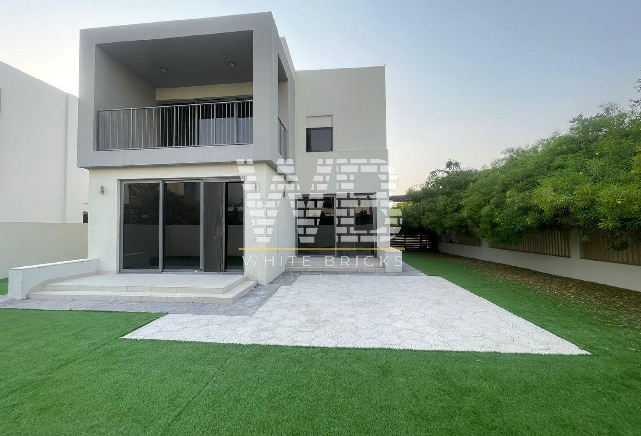 Huge Plot | Near to Pool & Park | Prime Location photo 16