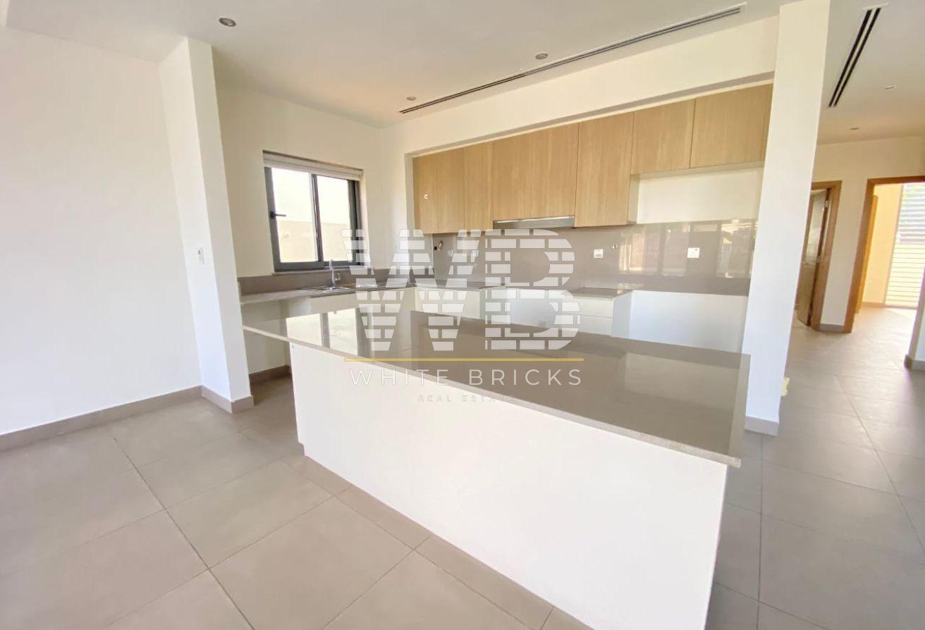 Huge Plot | Near to Pool & Park | Prime Location photo 4