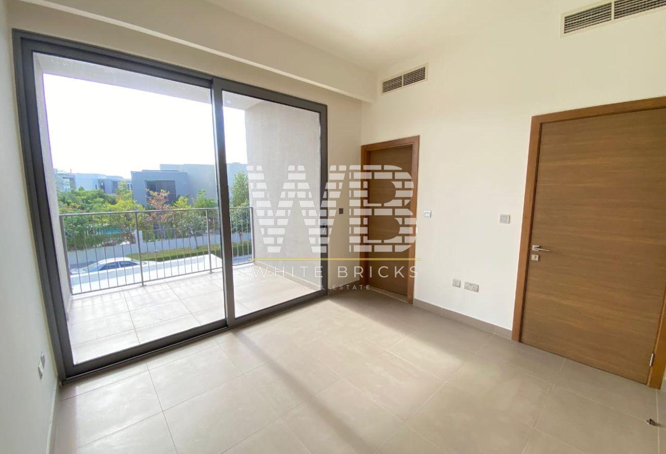 Huge Plot | Near to Pool & Park | Prime Location photo 9