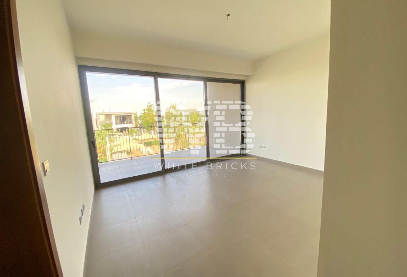 Huge Plot | Near to Pool & Park | Prime Location photo 10
